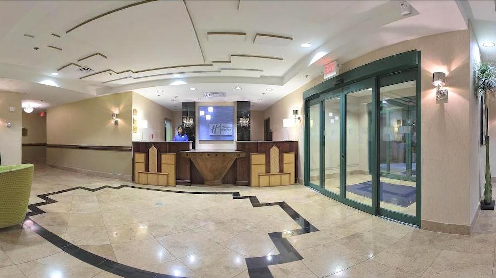 Holiday Inn Express Hotel & Suites Birmingham - Inverness 280 By Ihg Экстерьер фото
